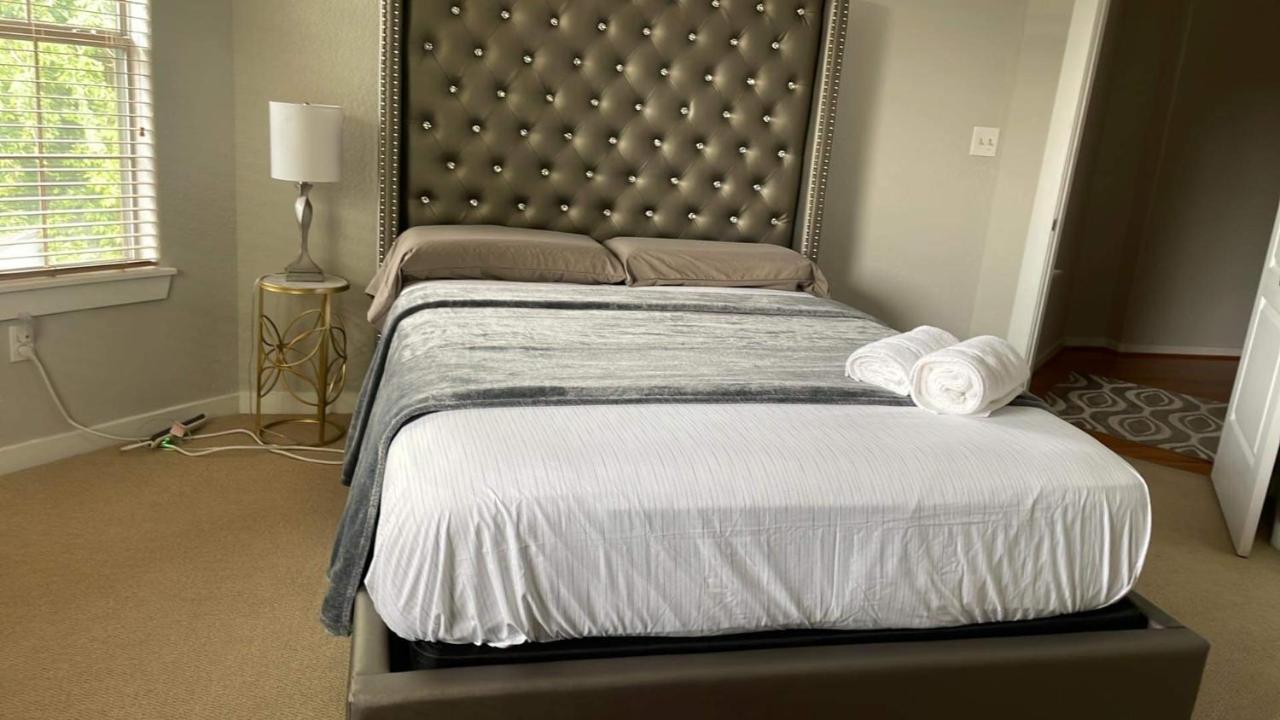 Вилла Luxuria Mini-Mansion Near Houston Downtown Экстерьер фото