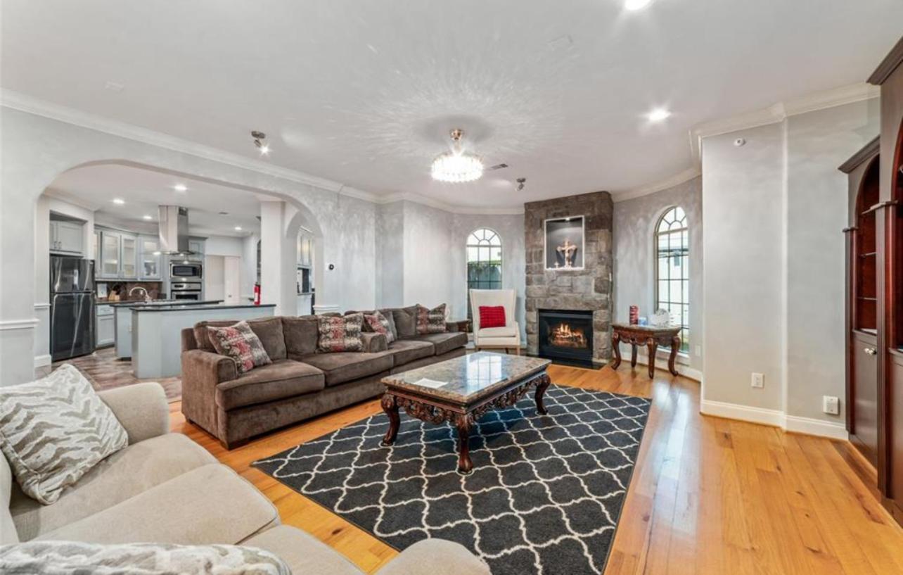 Вилла Luxuria Mini-Mansion Near Houston Downtown Экстерьер фото